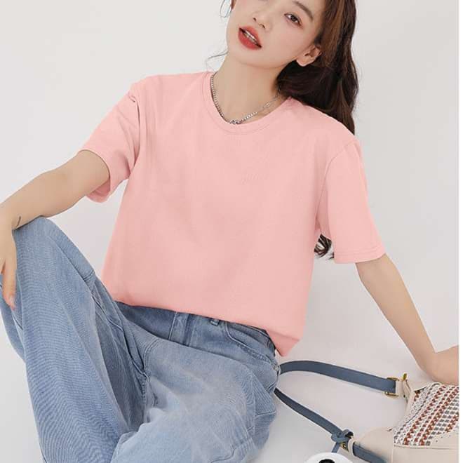 ピンクコーデ シンプルかわいいうさぎ刺繍入りTシャツ