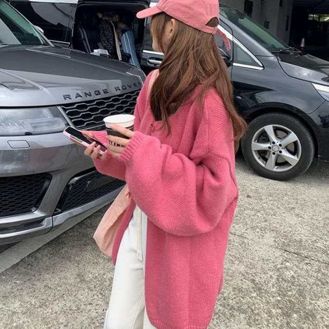 ピンクコーデ オーバーサイズで抜け感プラス♥ふんわりニットピンクカーディガン