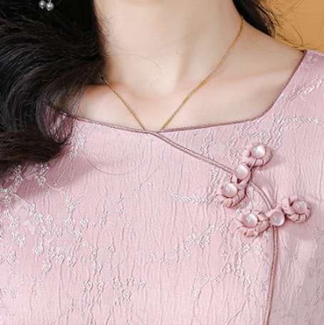 ピンクコーデ 優雅な花飾り 長袖 ピンク ワンピース フォーマル ドレス 上品 エレガント