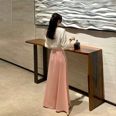 ピンクコーデ ふんわり エレガント 優雅 カジュアル フォーマル マキシ丈 フレア スカート