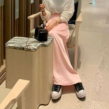 ピンクコーデ ふんわり エレガント 優雅 カジュアル フォーマル マキシ丈 フレア スカート