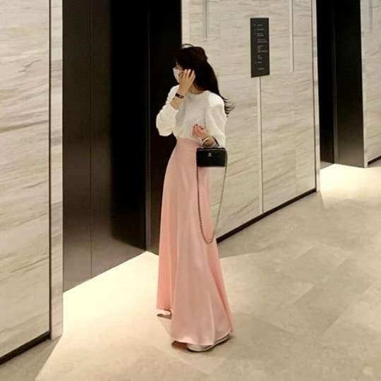 ピンクコーデ ふんわり エレガント 優雅 カジュアル フォーマル マキシ丈 フレア スカート