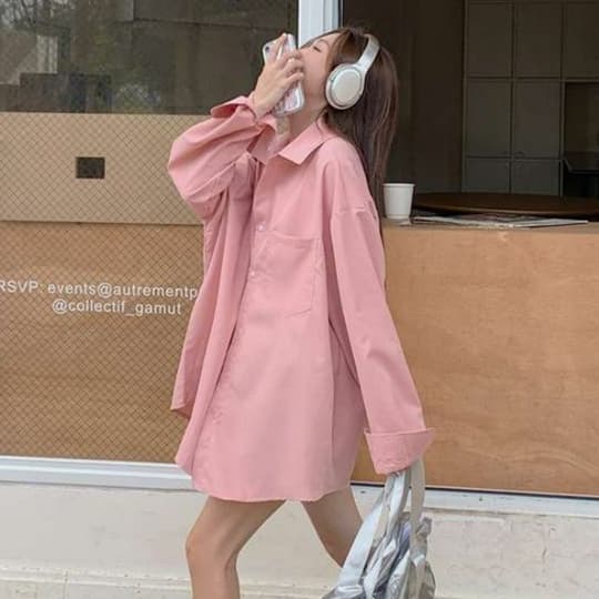 ピンクコーデ ゆったりシルエット オーバーサイズ 大きめ カジュアル レディース ロング丈 ピンクシャツ