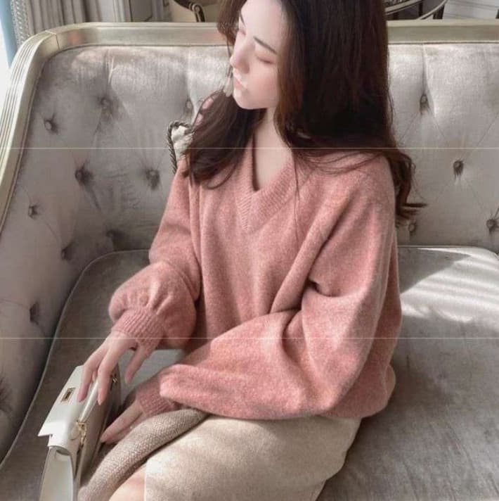 ピンクコーデ ふんわり モヘア ニット セーター プルオーバー すっきり Vネック ゆる感シルエット デイリー オフィス レディース ピンクコーデ トップス