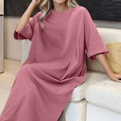 ピンクコーデ ゆったり マキシ丈 ロング 大きめ フレア カジュアル セミフォーマル 着回し リラックス ピンクワンピース ピンクコーデ