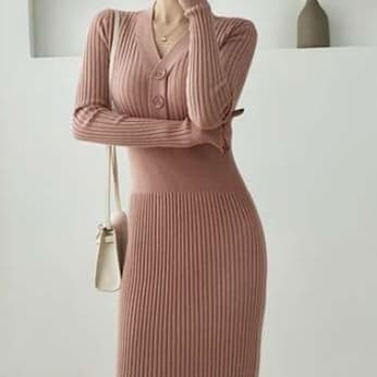 ピンクコーデ リブニット タイト ニットワンピ ひざ下 ロング 長袖 秋冬ワンピース エレガント 女性 着やせ ピンクワンピース ピンクコーデ