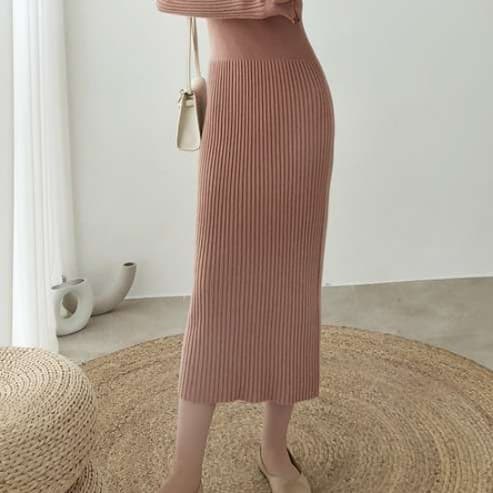 ピンクコーデ リブニット タイト ニットワンピ ひざ下 ロング 長袖 秋冬ワンピース エレガント 女性 着やせ ピンクワンピース ピンクコーデ