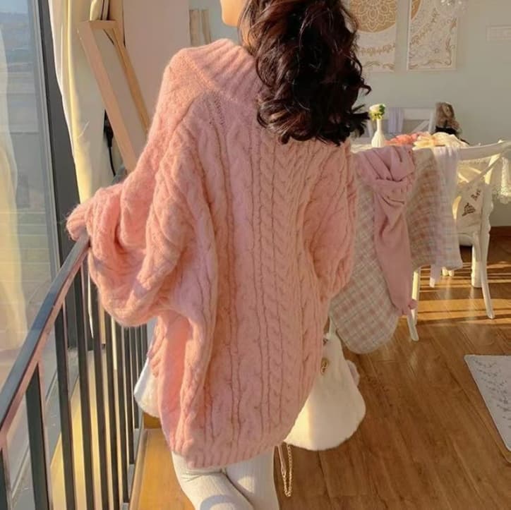ピンクコーデ ふんわり優雅リボン付きニット