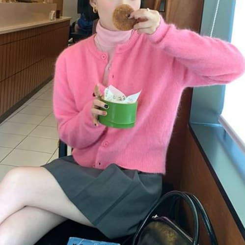 ピンクコーデ ふわもこ優しさ満点カーディガン