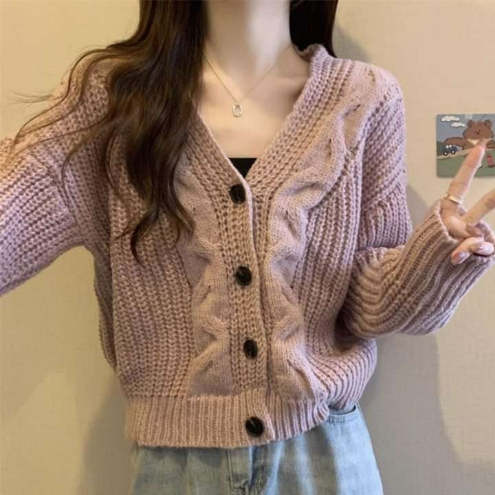 ピンクコーデ ふんわりケーブル編みショート丈カーディガン
