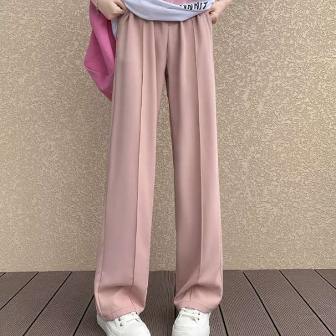 ピンクコーデ ドレープ感たっぷりのゆったりワイド くすみピンクパンツ