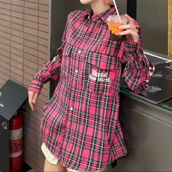 ピンクコーデ ピンクコーデ チェック柄 ルーズ ストリート カジュアル ピンクシャツ
