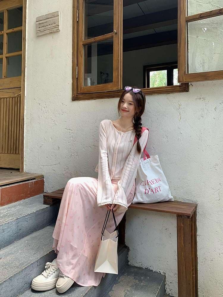 ピンクコーデ 花柄シフォンロングスカート