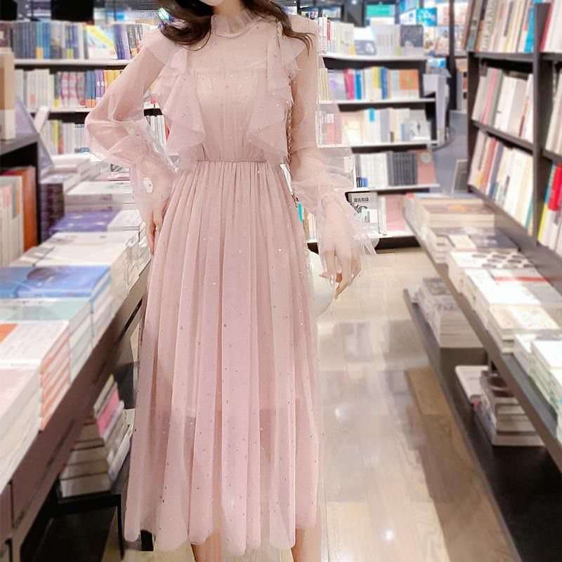 ピンクコーデ きらめき舞う妖精のようなチュールピンクワンピース