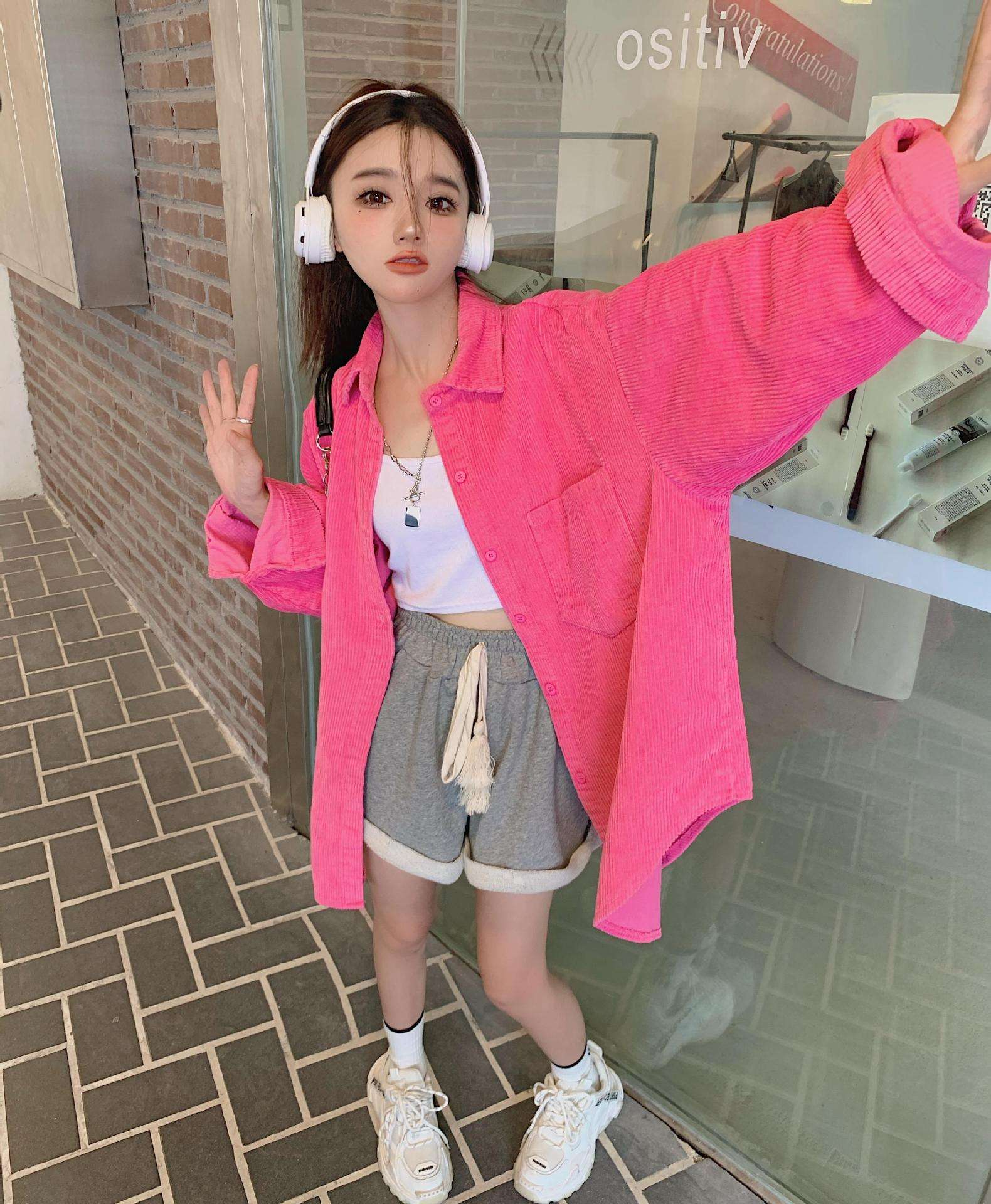 ピンクコーデ コーデュロイオーバーサイズピンクシャツ