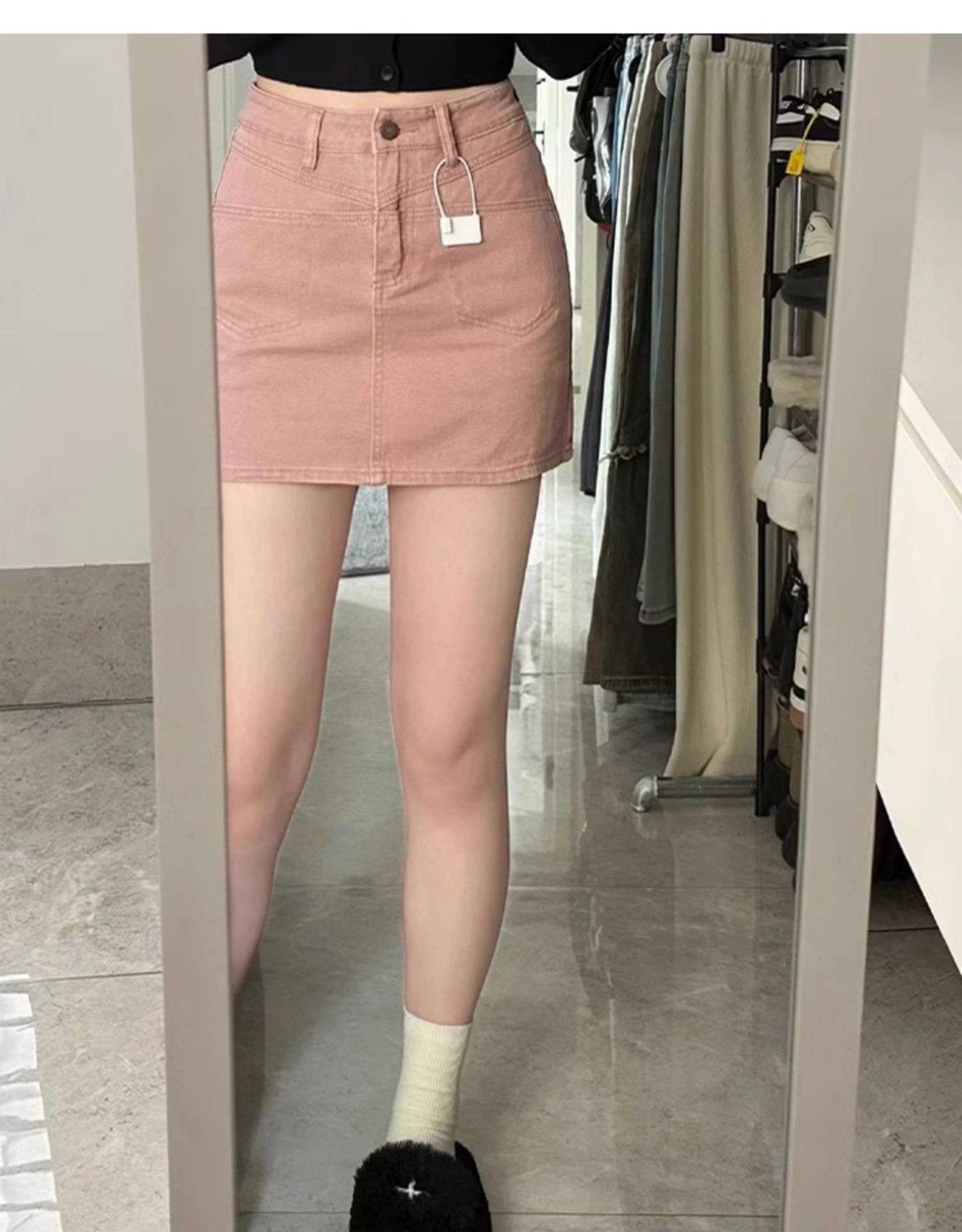 ピンクコーデ デニムミニスカート ウエストループ付き