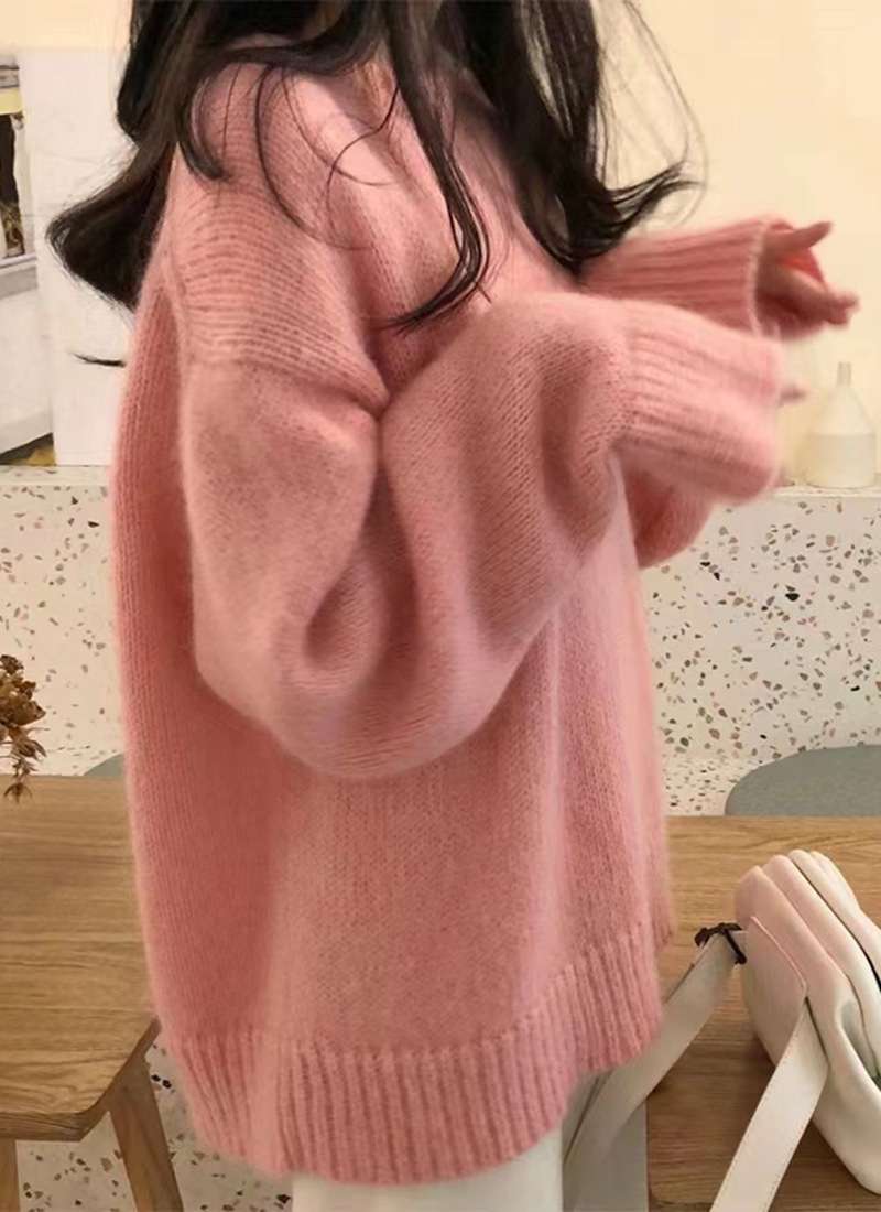 ピンクコーデ ふわもこ ニット ビッグシルエット ゆったり 大きめ 体型カバー ゆるふわ 着心地 リラックス 抜け感 おしゃれ ベーシック ピンクトップス ピンクコーデ もてピンク