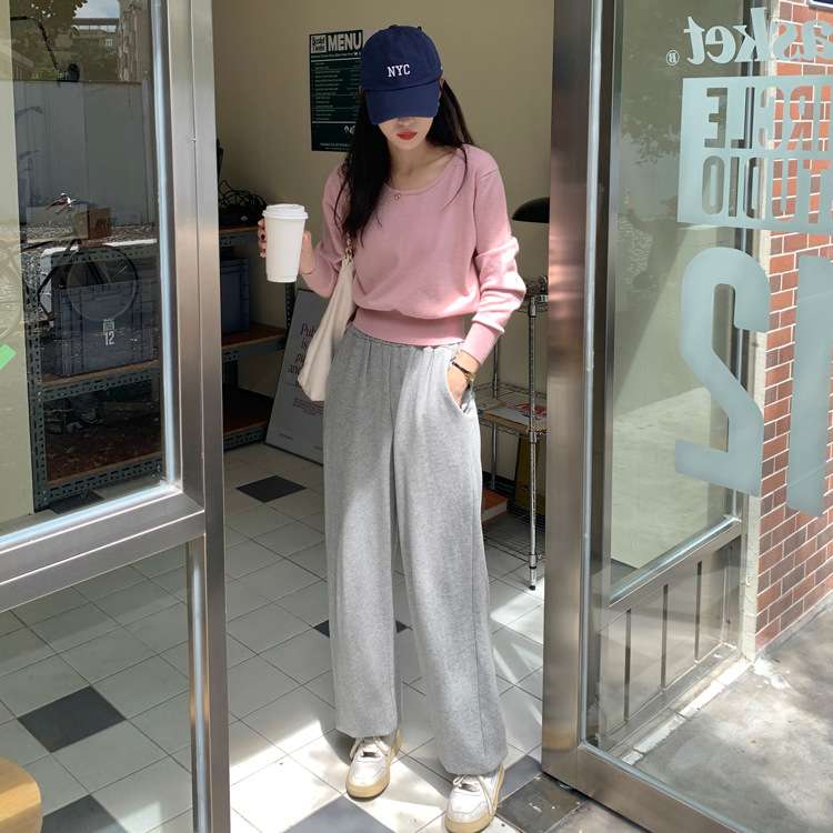 ピンクコーデ ふわもこ着心地のニットセーター