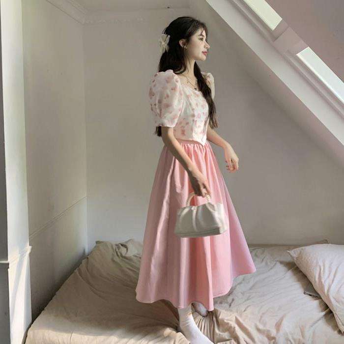 ピンクコーデ フェミニンレトロ ロングフレアピンクスカート