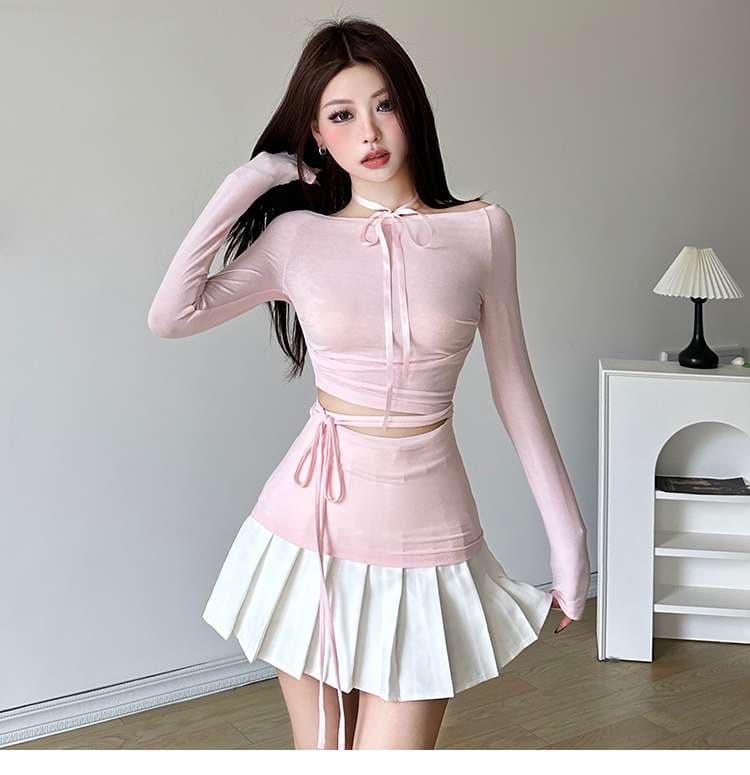 ピンクコーデ リボン付きクロップド長袖カットソー