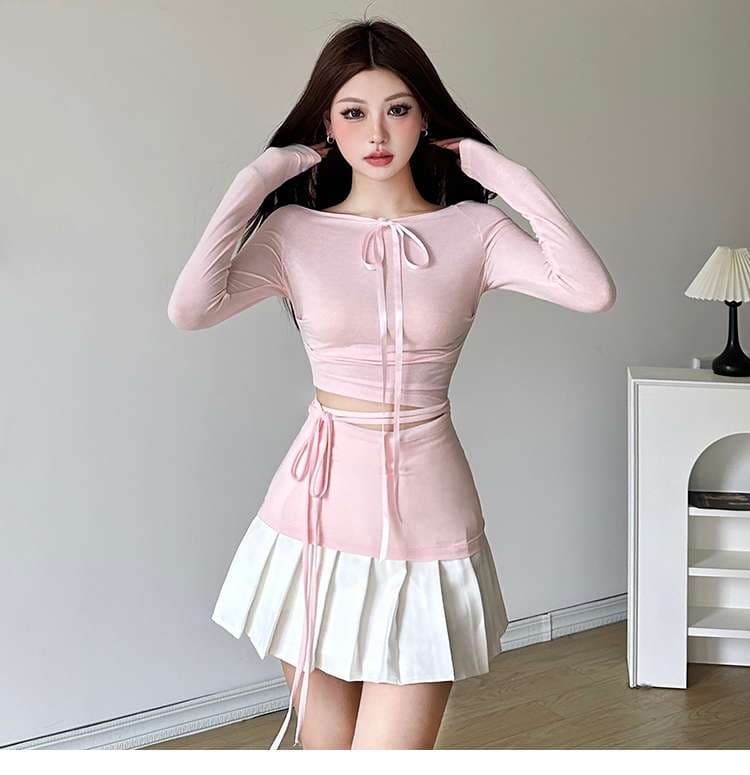 ピンクコーデ リボン付きクロップド長袖カットソー