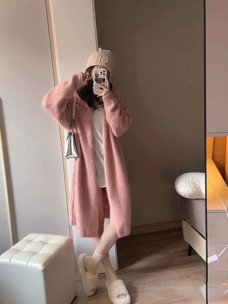 ピンクコーデ ロング丈ニット 無地 ボタンなし 体系カバー ふわもこ長袖 オーバーサイズ ピンク ロングカーディガン