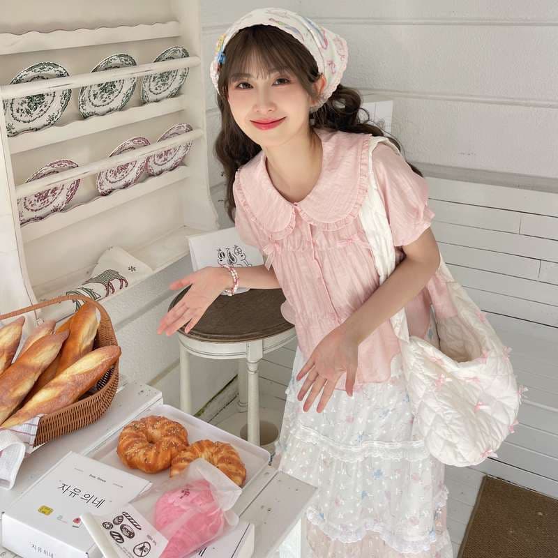ピンクコーデ フリル襟ゆったりパフスリーブブラウス