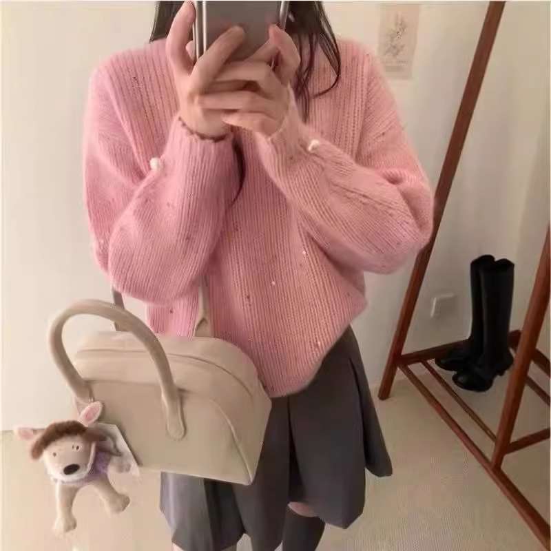ピンクコーデ パール ふわもこ ニット セーター ゆったり ピンクコーデ カジュアル フェミニン もてピンクトップス