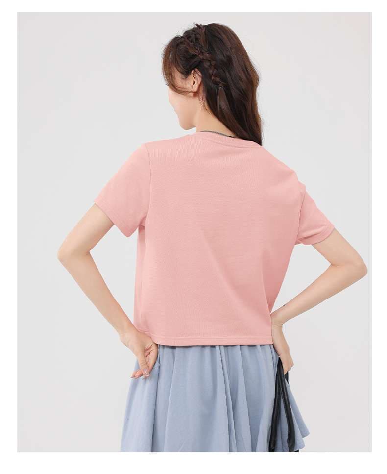 ピンクコーデ プチモチーフ付きクルーネックTシャツ