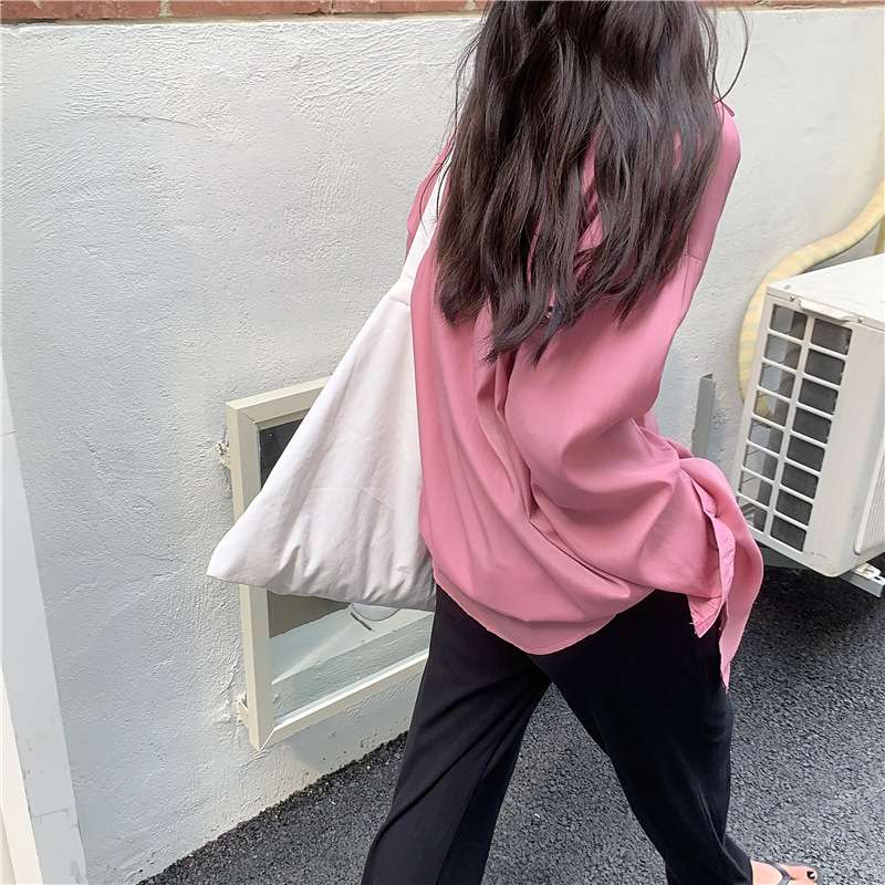 ピンクコーデ ゆったりシルエット バブーシュ 大きめ リラックス オーバーサイズ ピンクシャツ