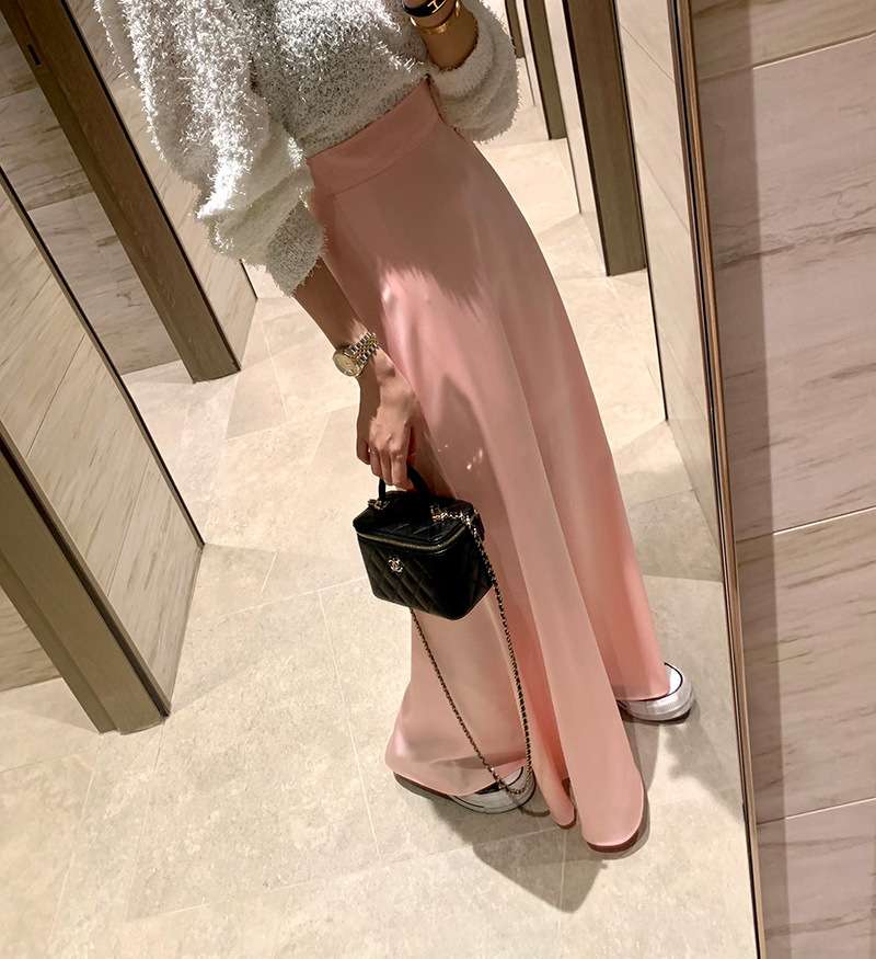 ピンクコーデ ふんわり エレガント 優雅 カジュアル フォーマル マキシ丈 フレア スカート