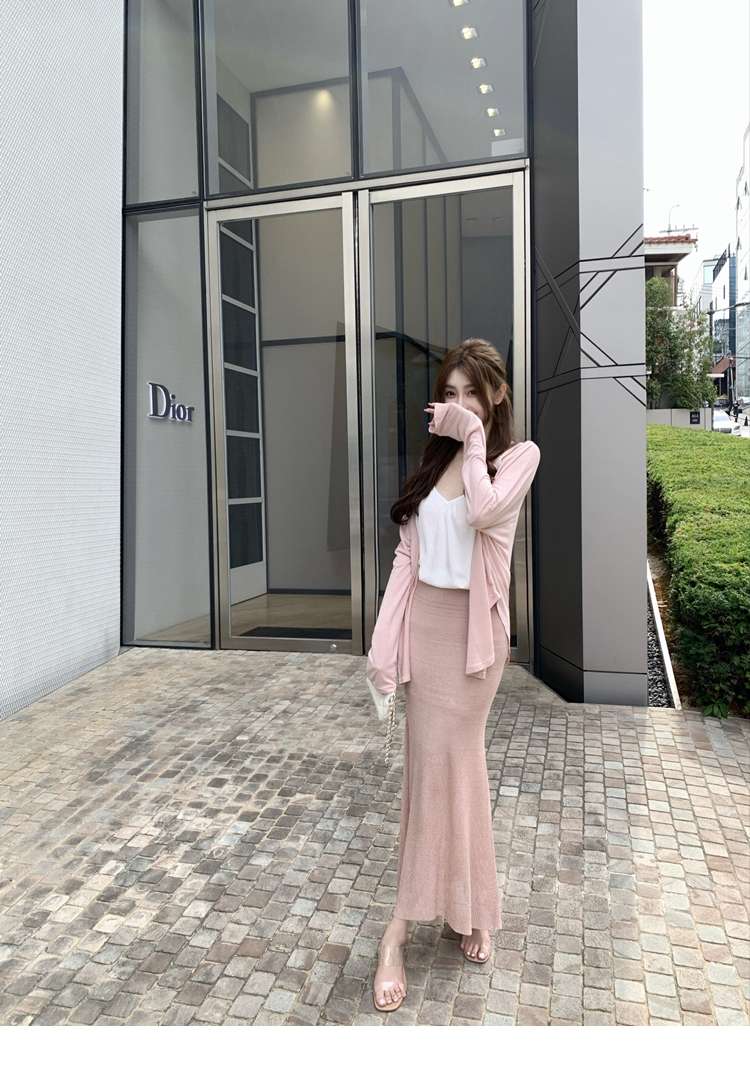 ピンクコーデ ロング丈ゆったりカーディガン