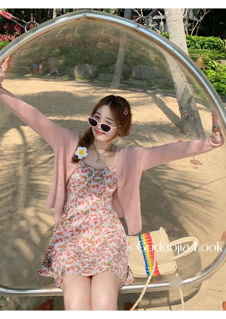 ピンクコーデ 涼やかリゾート風ロングカーディガン