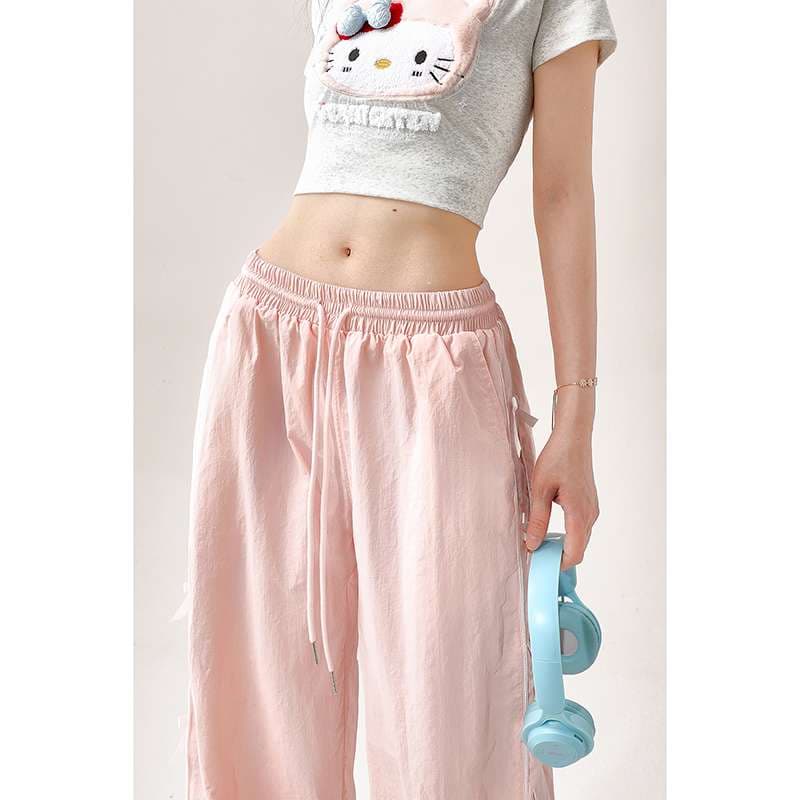 ピンクコーデ ゆったりカジュアルワイドパンツ