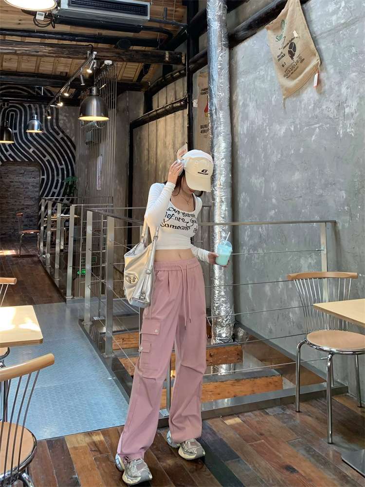 ピンクコーデ ゆったりカーゴポケットワイドピンクパンツ