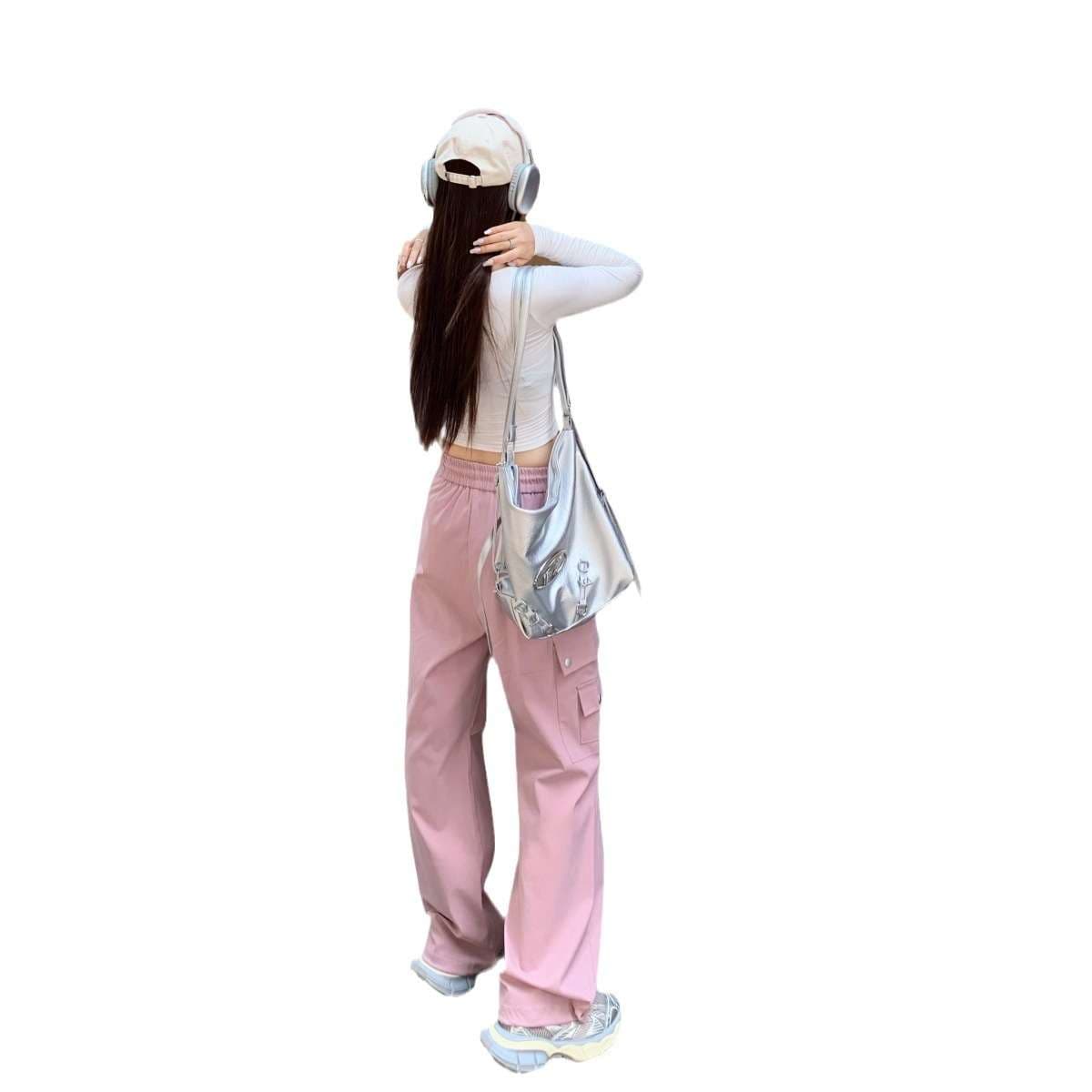 ピンクコーデ ゆったりカーゴポケットワイドピンクパンツ