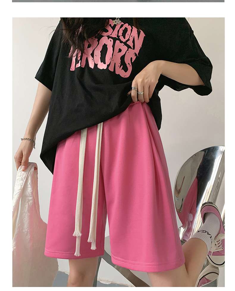 ピンクコーデ ゆったりストレートハーフパンツ