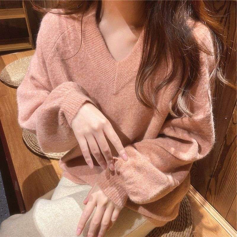 ピンクコーデ ふんわり モヘア ニット セーター プルオーバー すっきり Vネック ゆる感シルエット デイリー オフィス レディース ピンクコーデ トップス