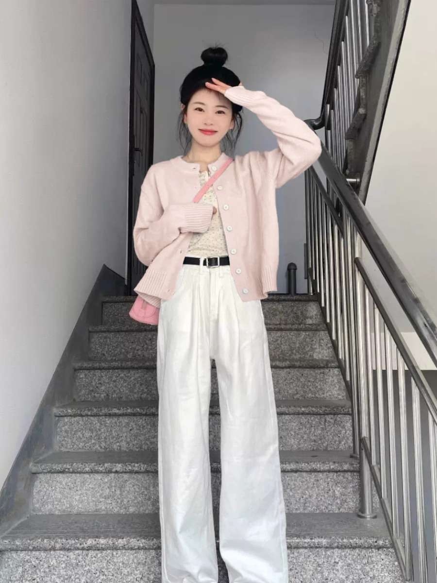 ピンクコーデ ふんわり優しい春のカーディガン