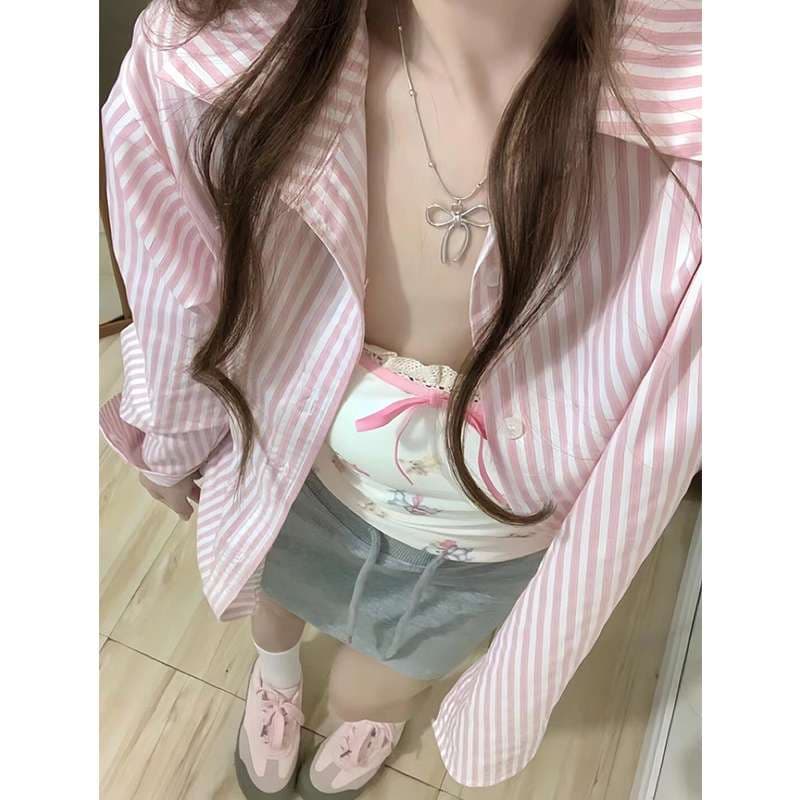 ピンクコーデ ストライプ柄オーバーサイズシャツ