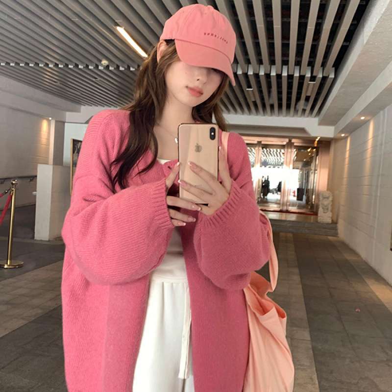 ピンクコーデ オーバーサイズで抜け感プラス♥ふんわりニットピンクカーディガン