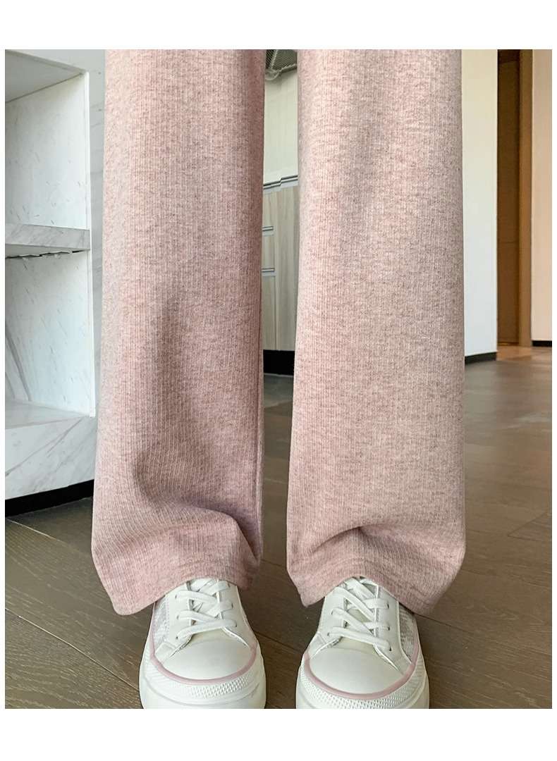 ピンクコーデ ゆったりワイドレッグニットパンツ