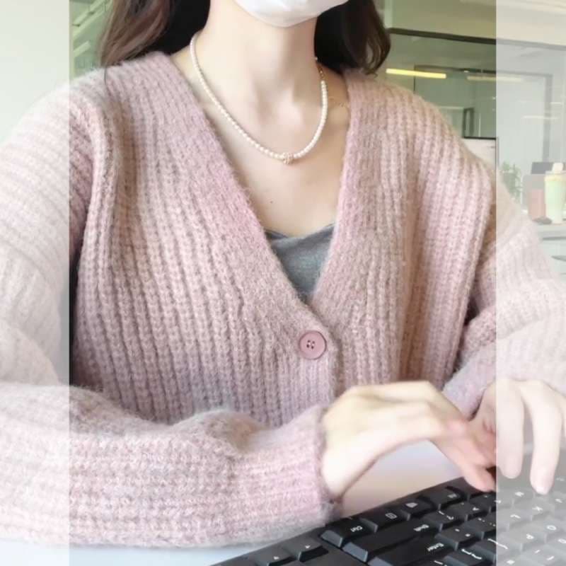 ピンクコーデ ふわもこリブ編みゆったりカーディガン
