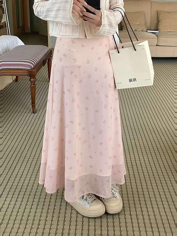ピンクコーデ 花柄シフォンロングスカート
