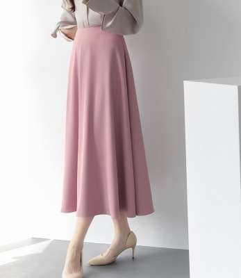 ピンクコーデ エレガントなフレアロングピンクスカート