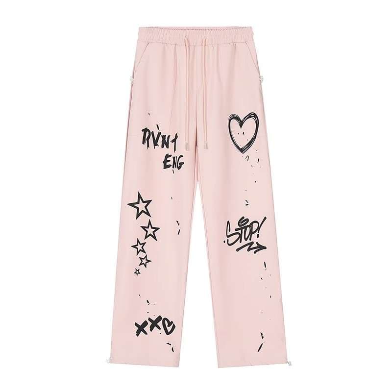 ピンクコーデ グラフィティ風プリントワイドパンツ