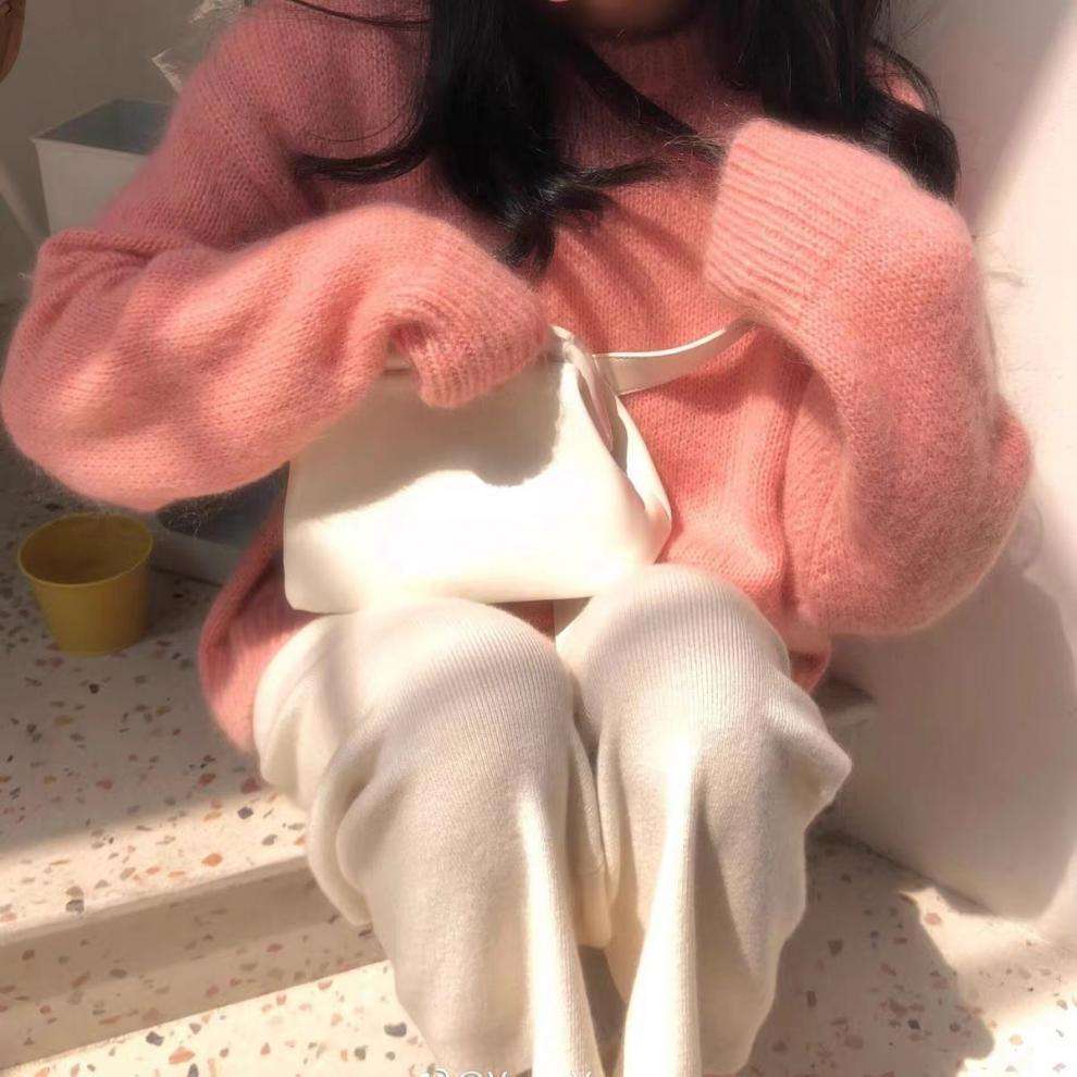 ピンクコーデ ゆったり モコモコ ピンクニット セーター レディース ビッグシルエット ゆったり ゆる感 ピンクコーデ トップス