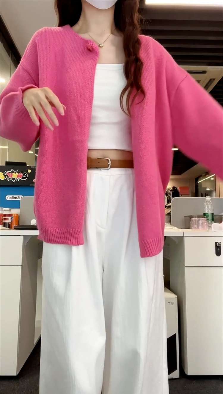 ピンクコーデ ふわもこオーバーサイズニットカーディガン