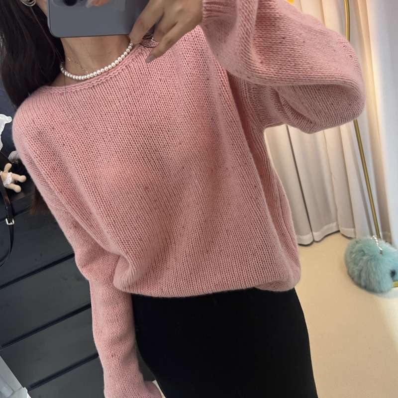 ピンクコーデ やわらか 上質 ふんわり ニット セーター ピンクコーデ もてピンク ゆったり 体型カバー ピンクトップス