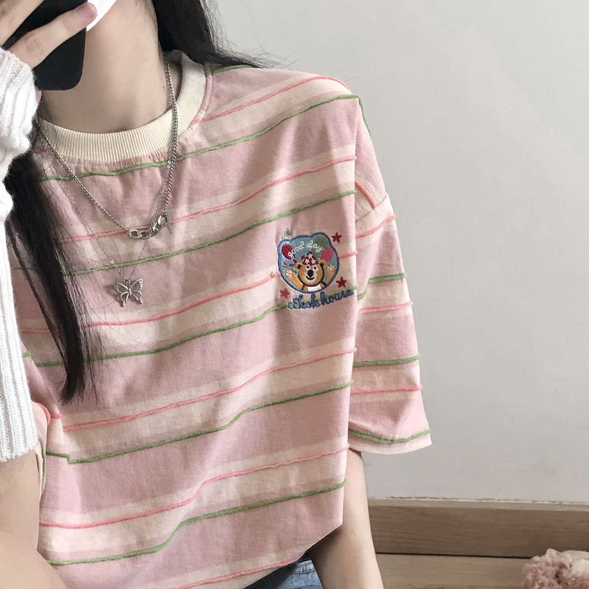 ピンクコーデ くまちゃん刺繍入りマルチボーダーTシャツ